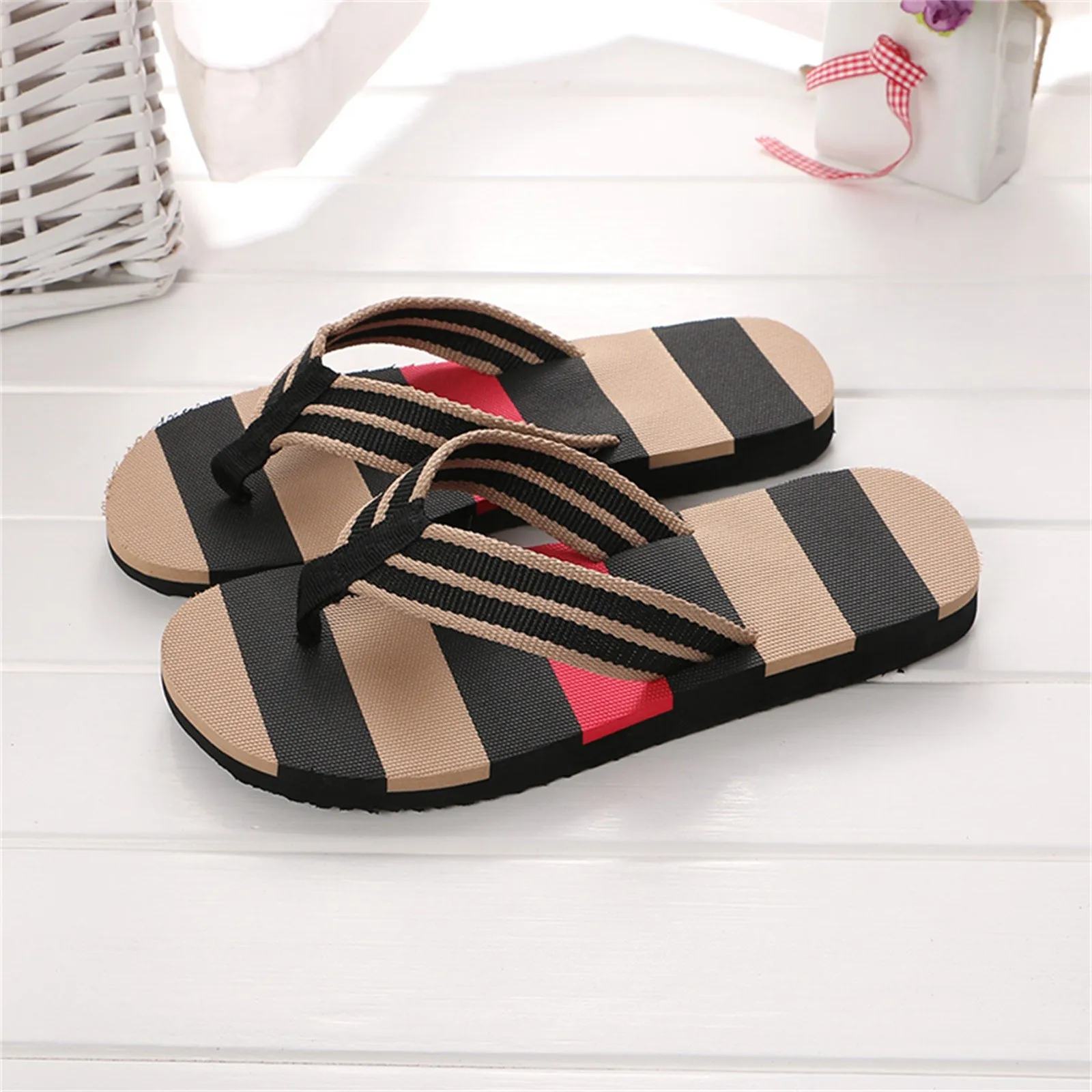 New Men's Slippers Men Summer  - Sewing Nylon incelemesi ve fiyatı